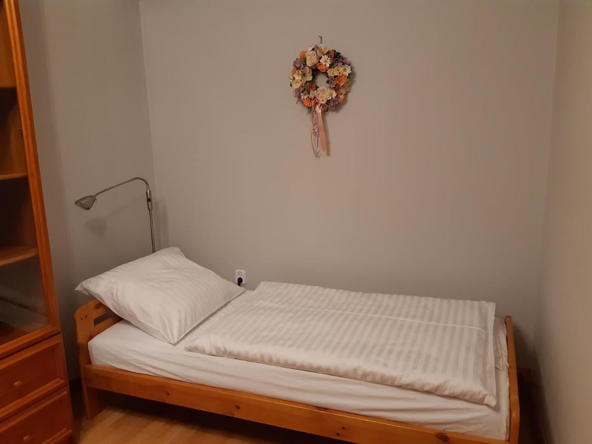 דירות Oświęcim Secesja House מראה חיצוני תמונה